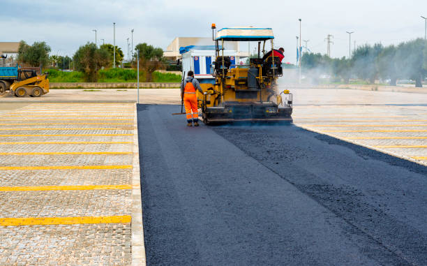 Driveway Snow Removal Preparation in Lake Crystal, MN